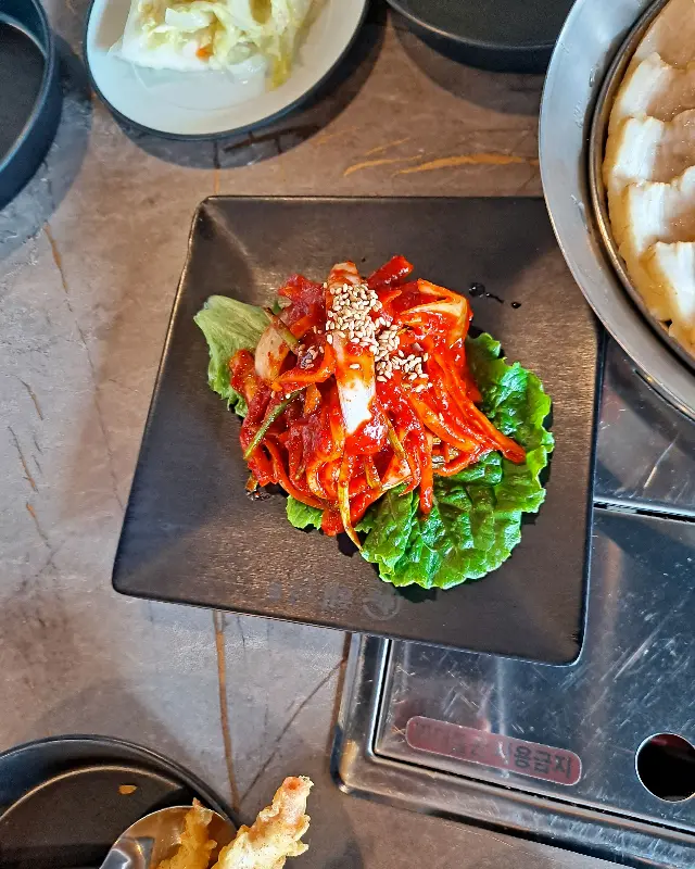 해탄 한상차림 전체 샷