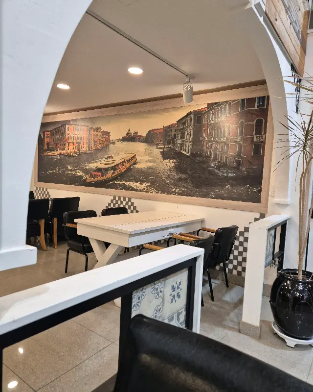 카페 내부 좌석