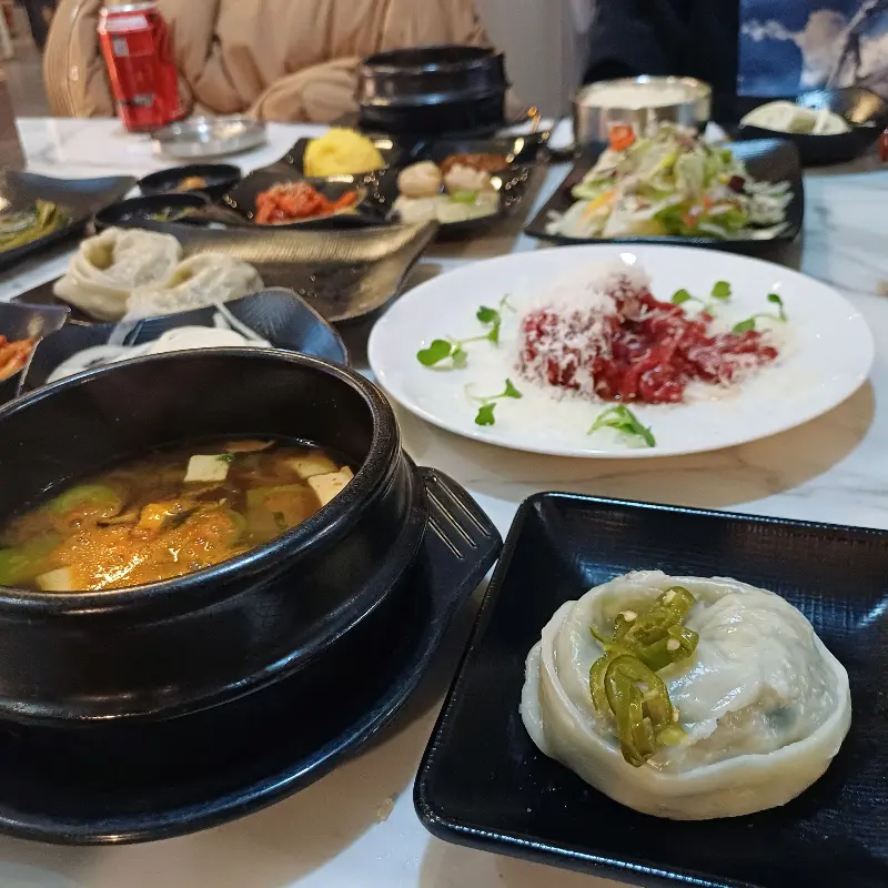 푸짐한 한 상 차림