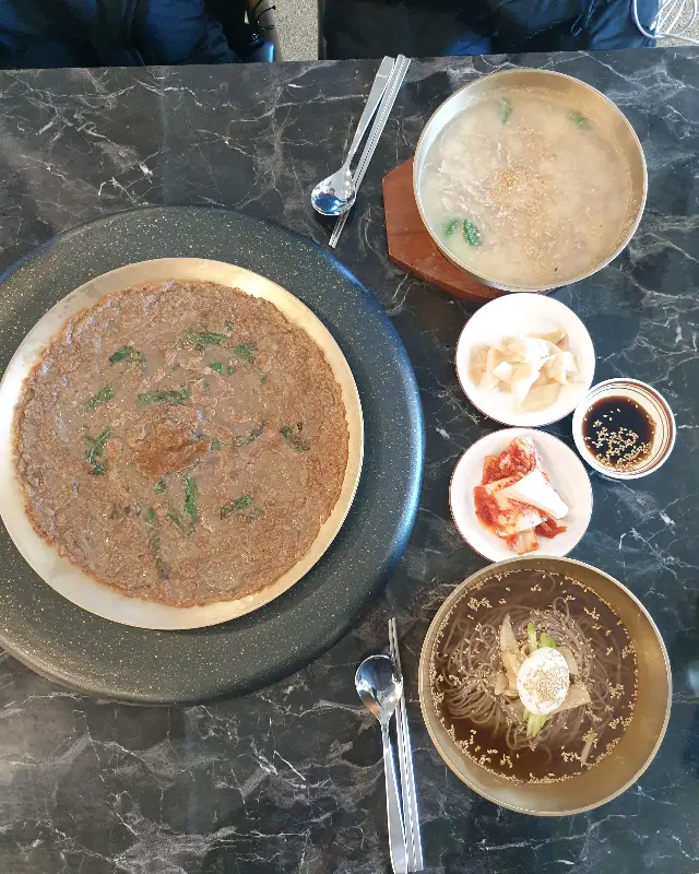 푸짐한 한 상 차림