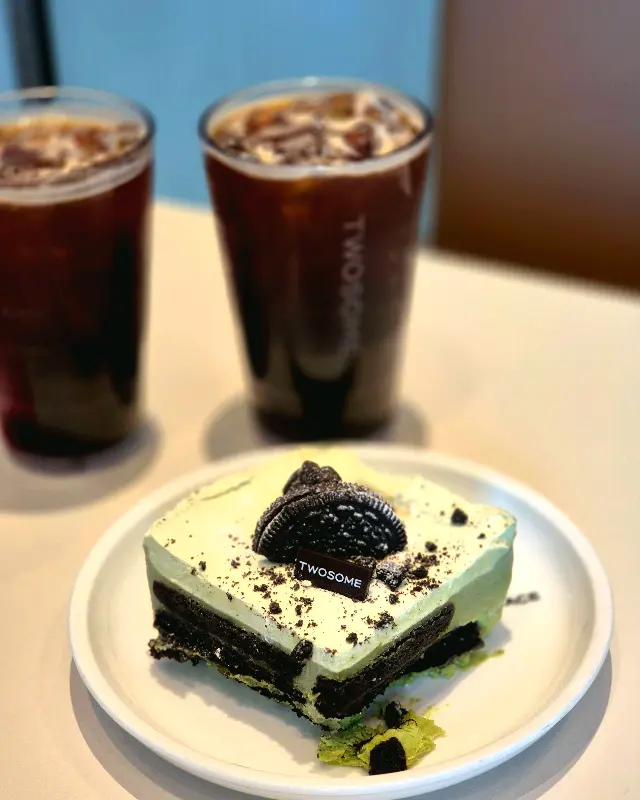 디저트와 커피의 조화