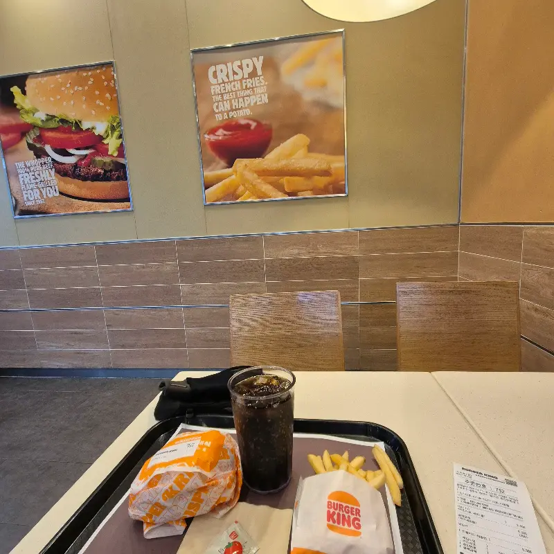 매장 내부 테이블