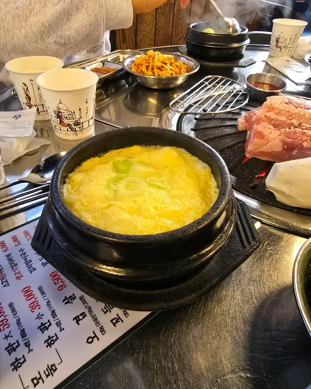 명성고깃집 숯불