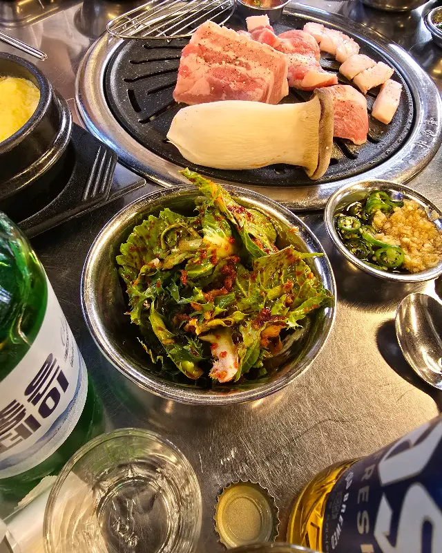 명성고깃집 밑반찬 클로즈업