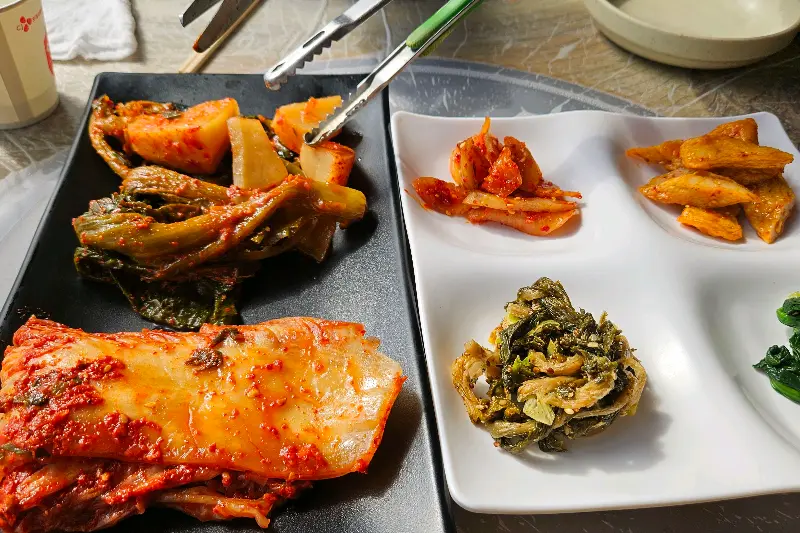 다채로운 밑반찬