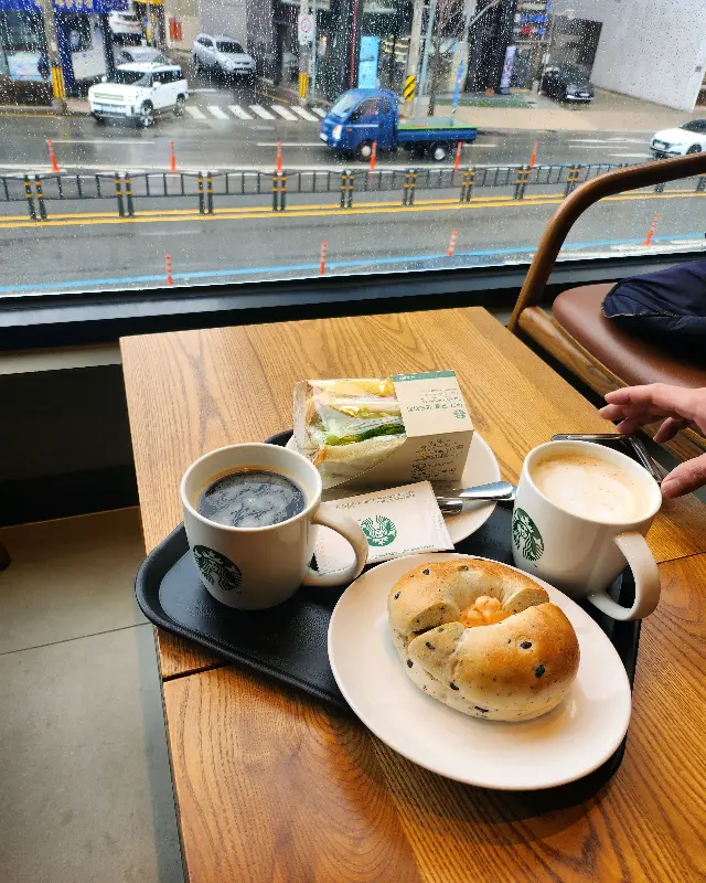 커피와 샌드위치, 베이글