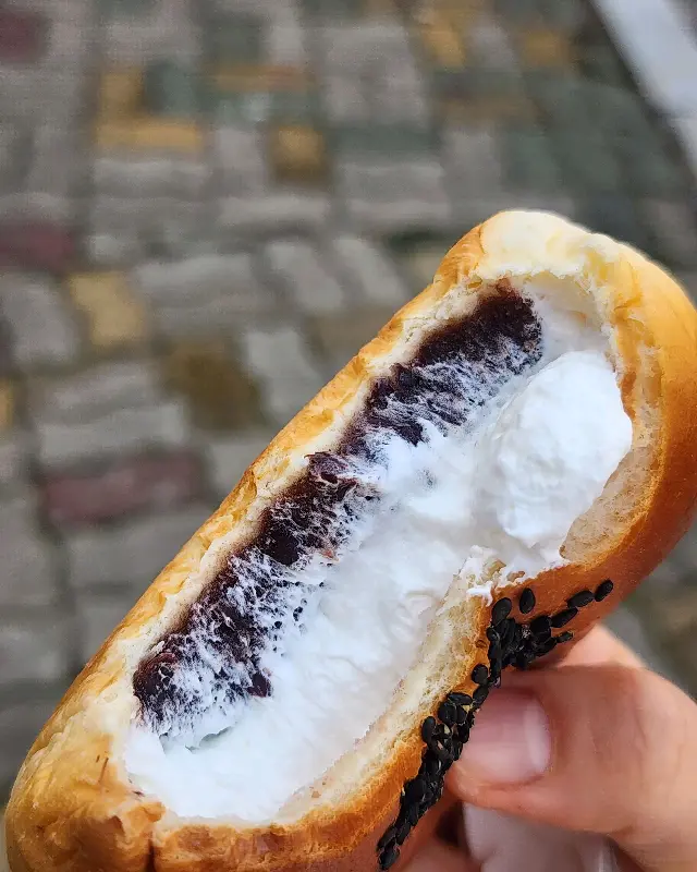 생크림 단팥빵