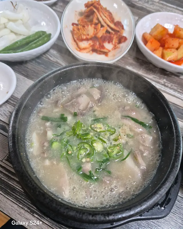 순대국밥과 반찬