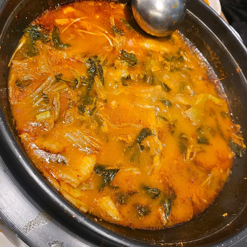 푸짐한 감자탕 한 상