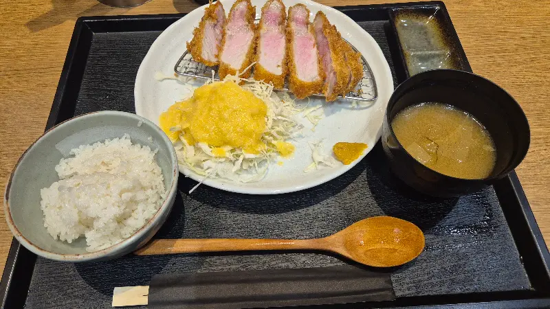 흑심 매장 전경