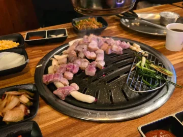 파도 소리처럼 익어가는, 해운대 좌동에서 맛보는 인생 삼겹살 맛집