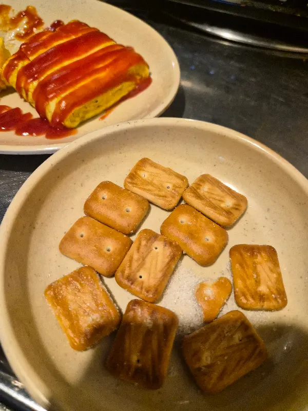 계란말이와 건빵