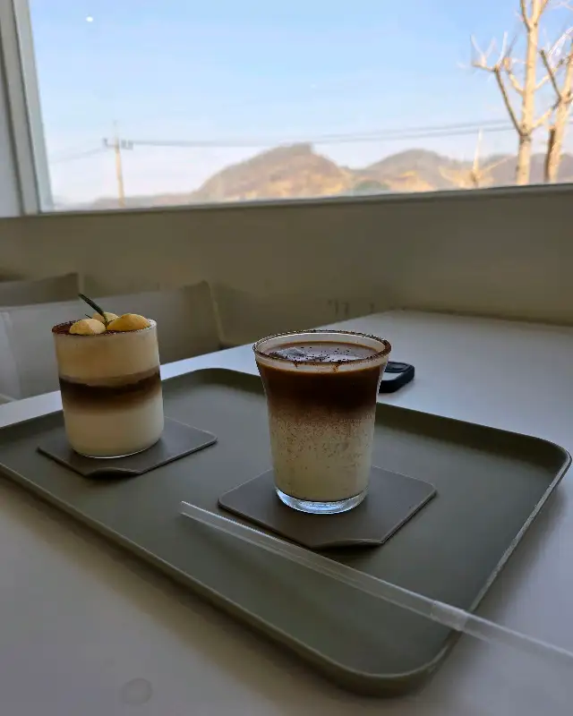 시그니처 커피 메뉴