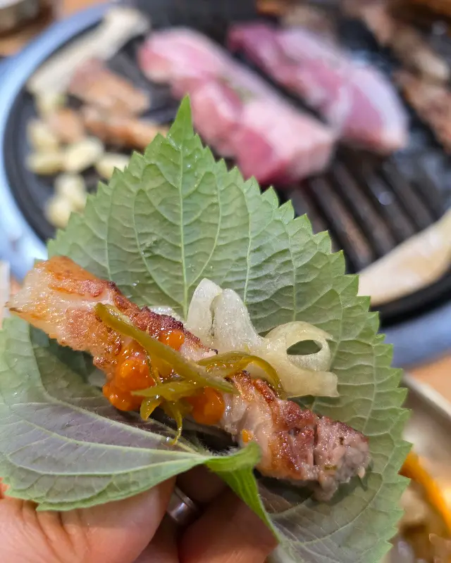 쌈 싸먹는 돼지갈비