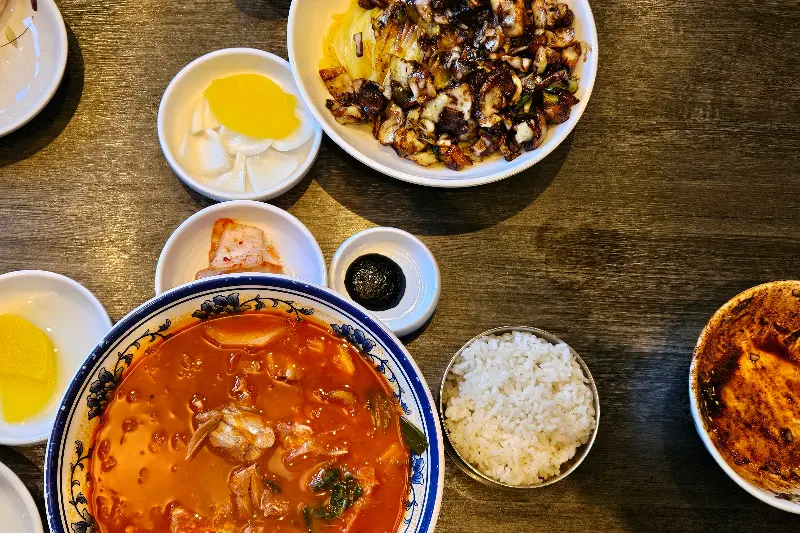 푸짐한 한 상 차림