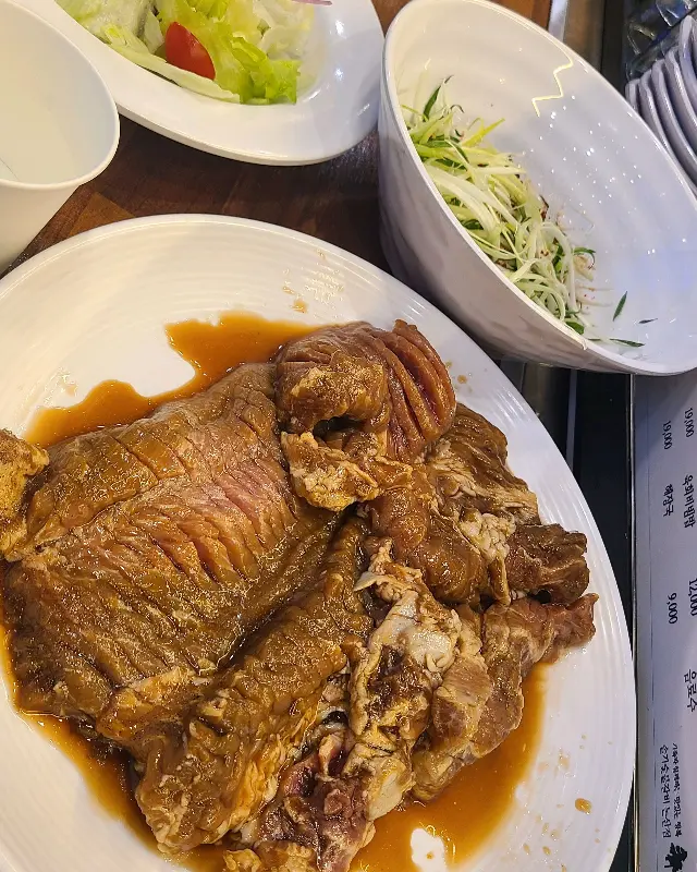 윤기가 흐르는 양념 갈비