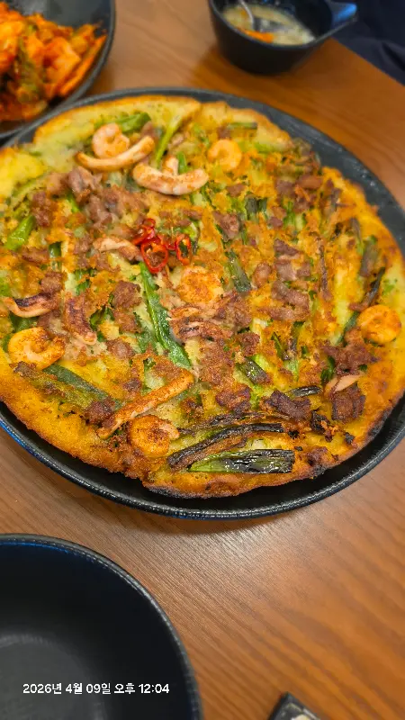 해물이 듬뿍 들어간 파전