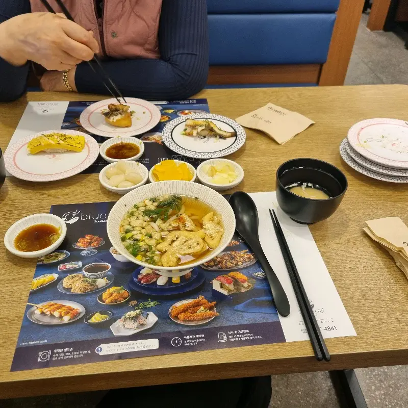 푸짐한 우동 한 그릇