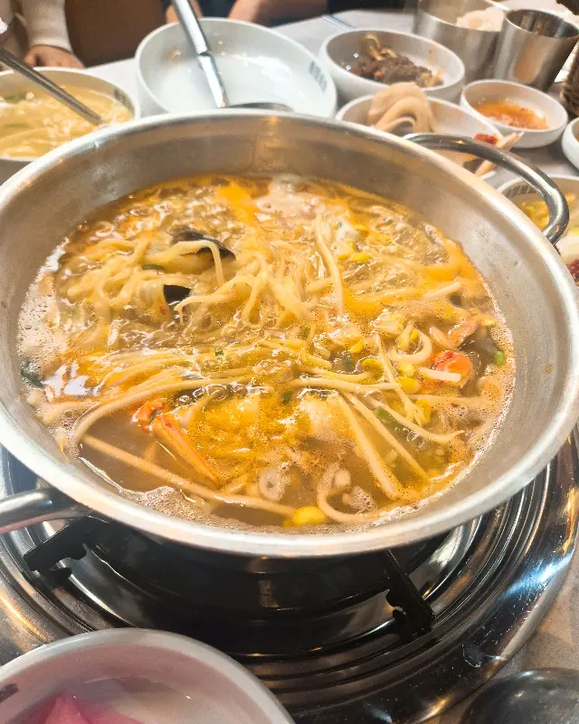 해물 칼국수 전골