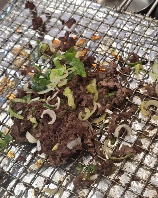 불고기 석쇠 근접 촬영