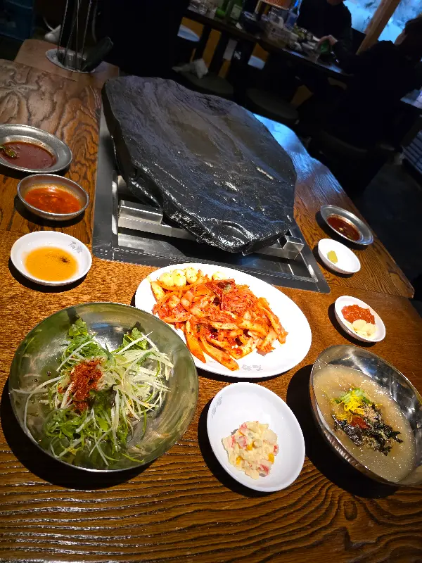 석암생소금구이 밑반찬