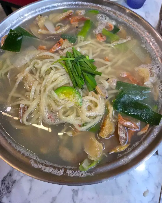 해물 칼국수