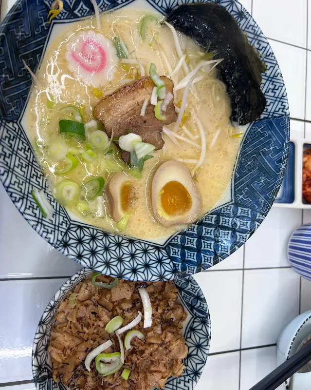 면식당 라멘과 부타동