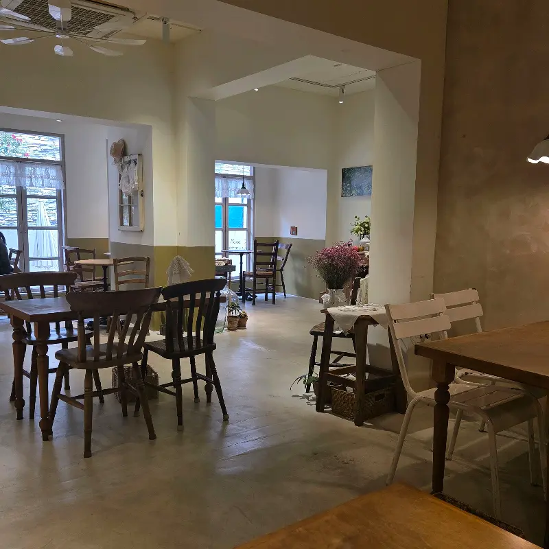 카페 이정원의 내부 인테리어