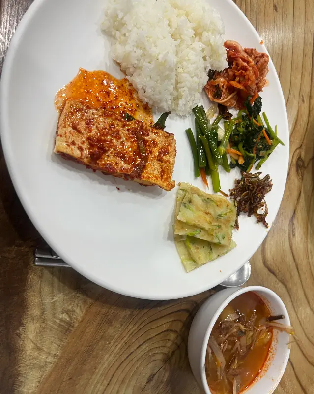 푸짐한 한상차림