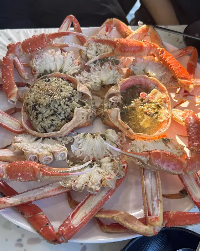 살이 꽉 찬 홍게