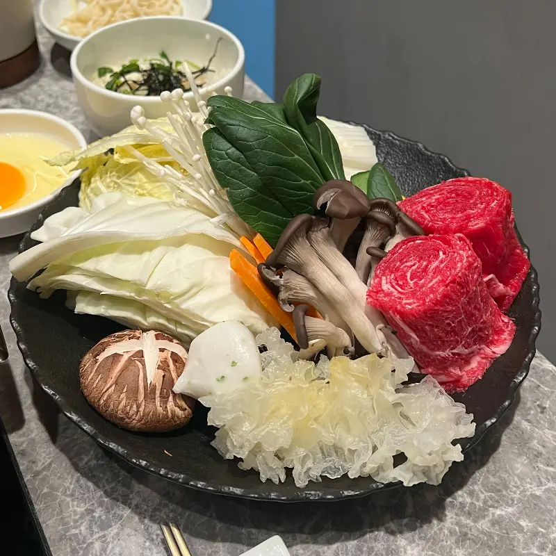 신선한 채소와 고기