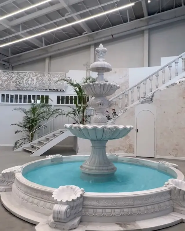 카페 중앙에 위치한 분수