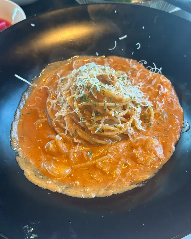 접시에 담긴 파스타