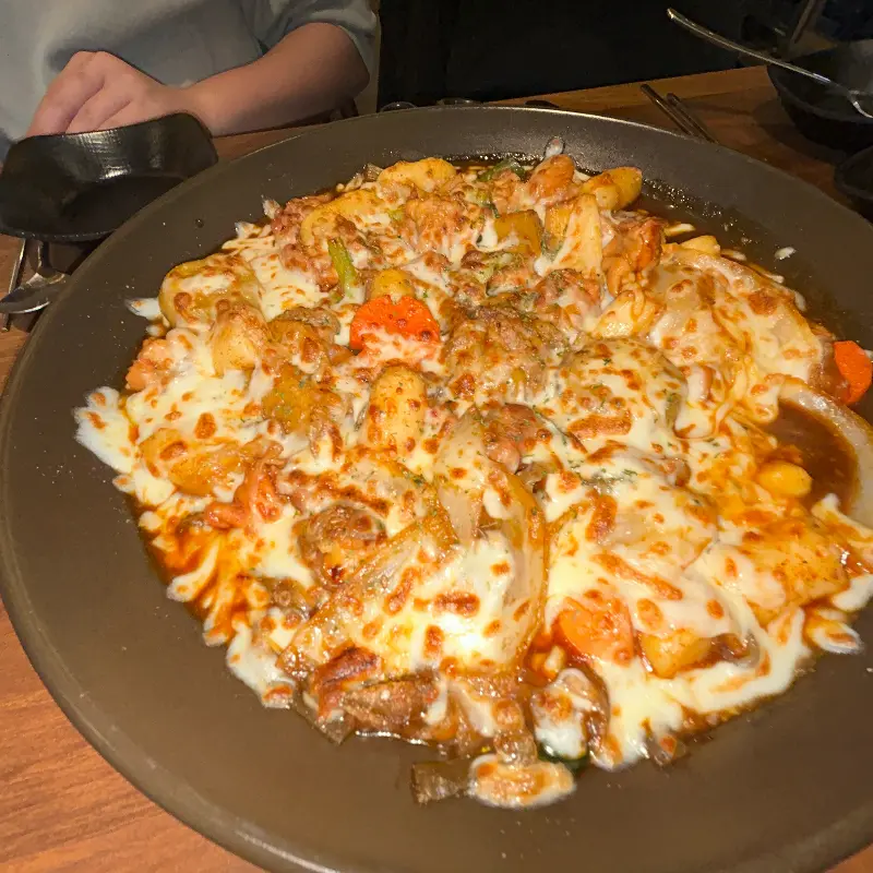 맛있는 찜닭 한 입