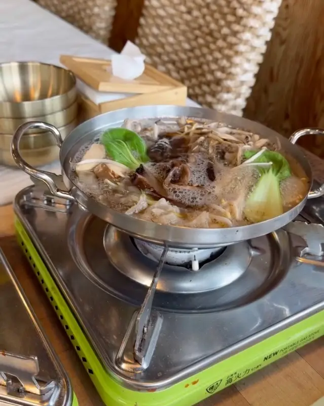 윤기 자르르 흐르는 갈비찜