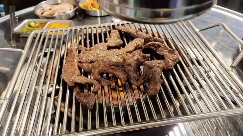 모듬 한 상 차림