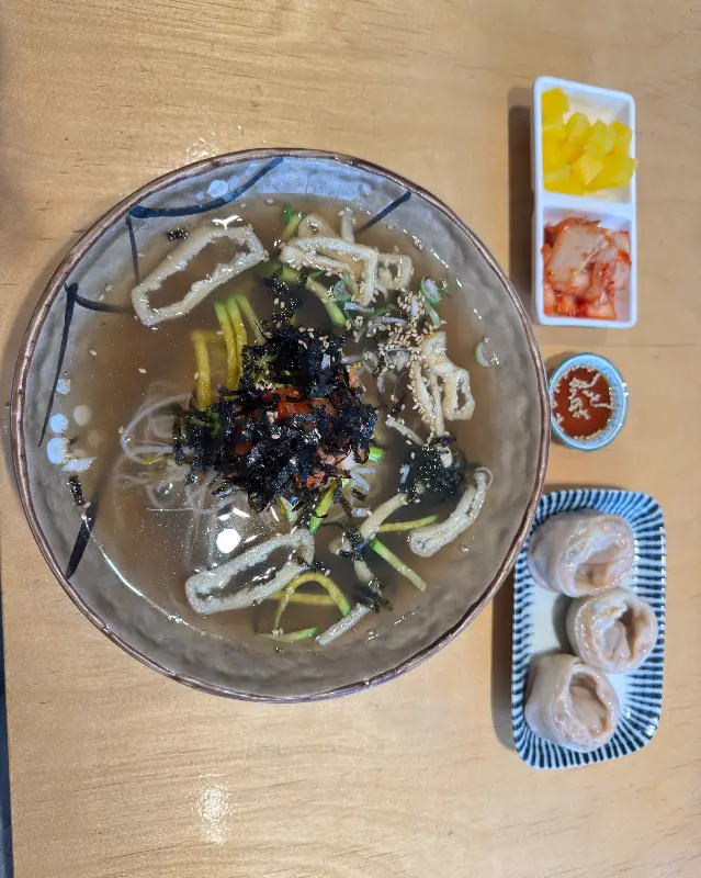 냉국수 한 상 차림