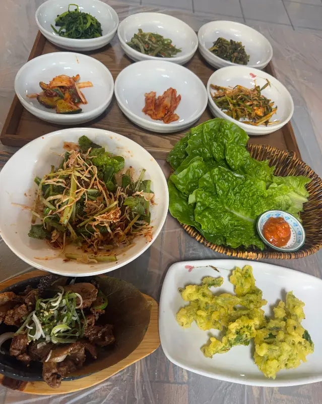 신선한 쌈 채소