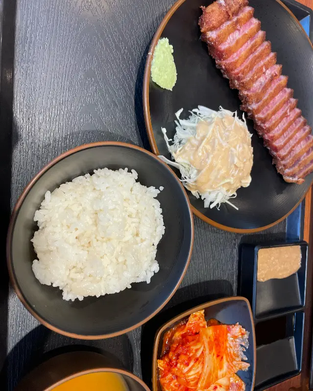 규카츠 정식 한상차림