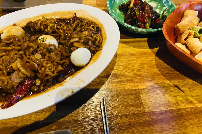 짜파게티와 파김치