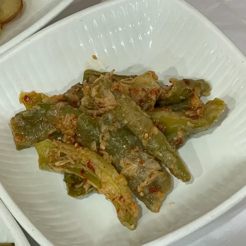 향긋한 풍미가 일품인 풋고추 무침