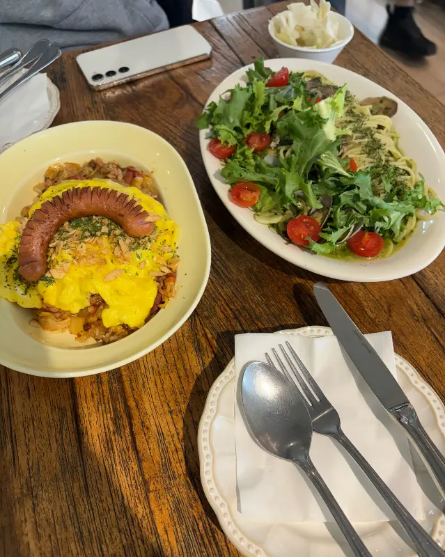 해옫 연남의 다채로운 메뉴 구성