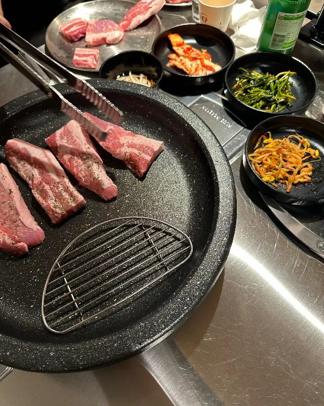 푸짐하게 차려진 한 상 차림