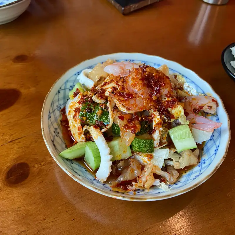 맛깔나게 볶아진 요리의 모습