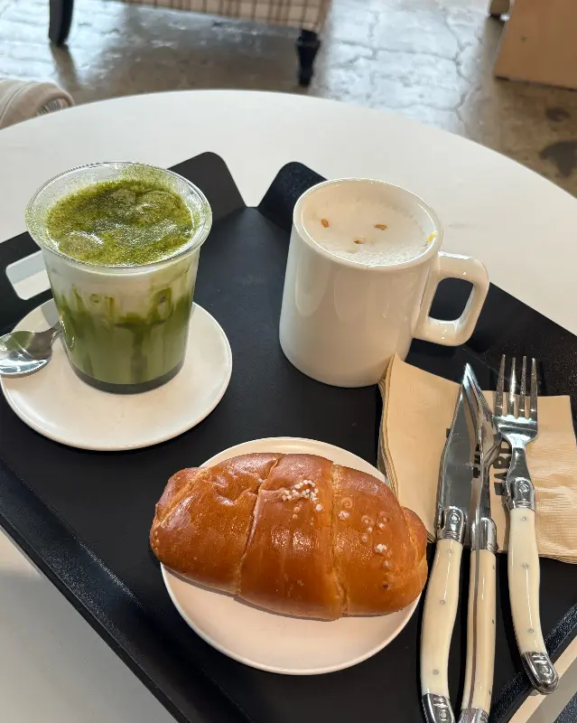 말차슈페너와 소금빵