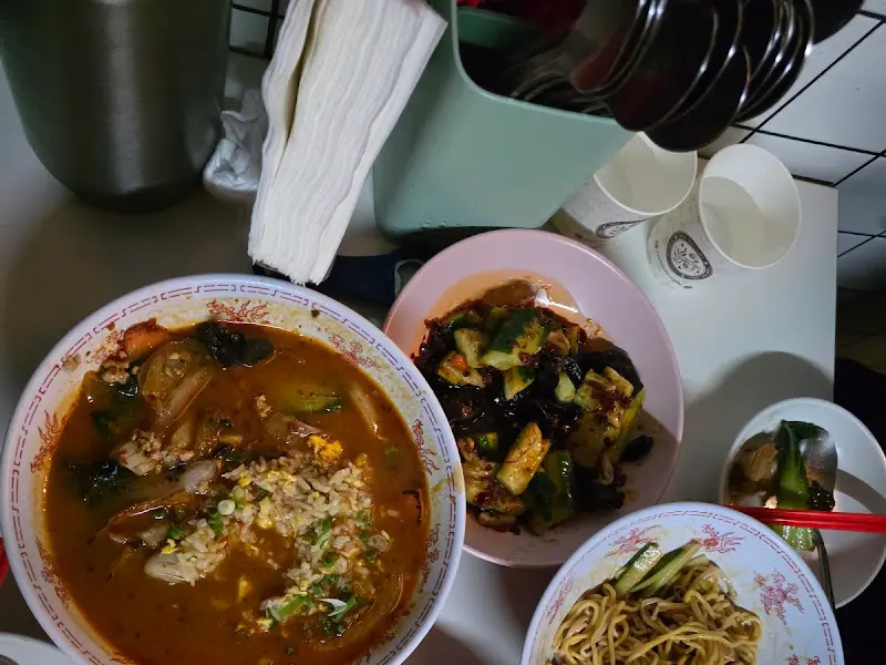 다양한 메뉴를 맛보고 싶게 만드는 꺼거