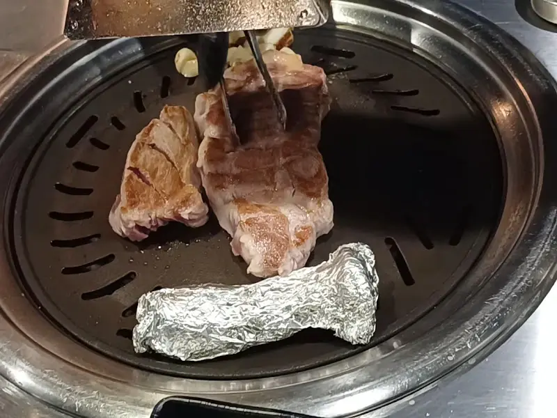 경성금돼지 숙성 목살 구이