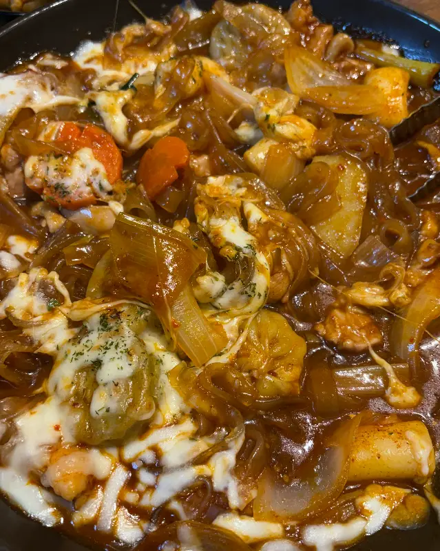 고추장 찜닭에 치즈 추가