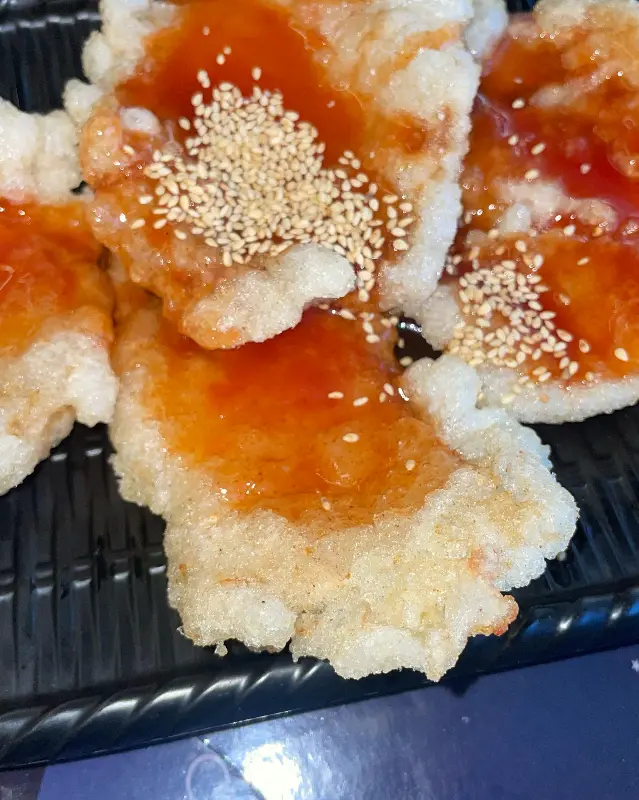 윤기가 흐르는 꿔바로우의 클로즈업