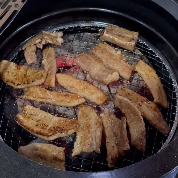 잘 구워진 생포갈비